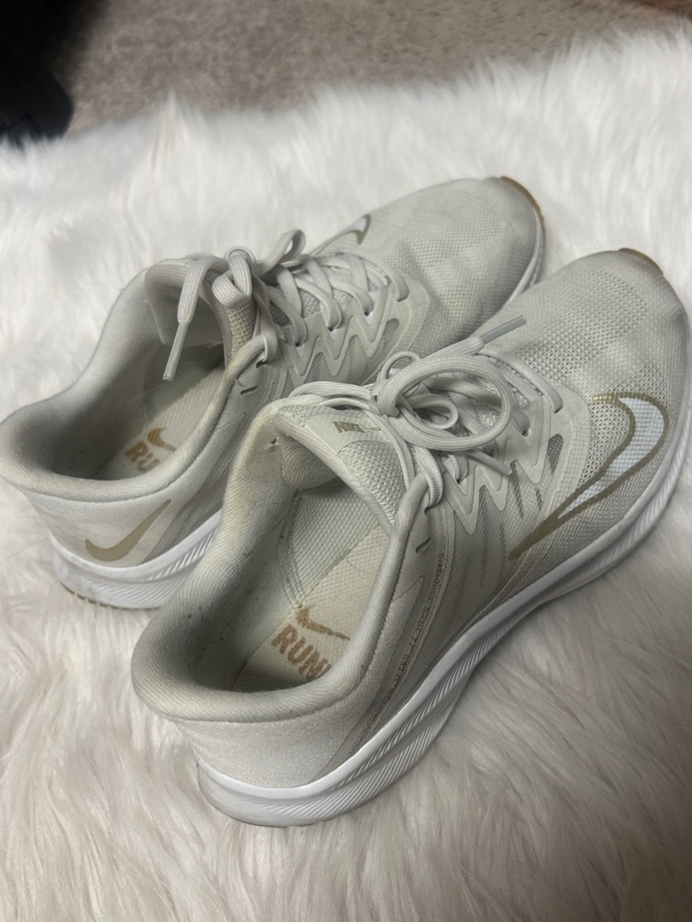 Nike Quest Running Shoes